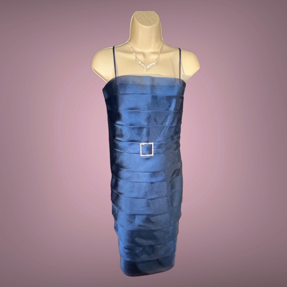 Sapphire blue dress, spaghetti straps, cropped jacket. Size 12 - Picture 4 of 17